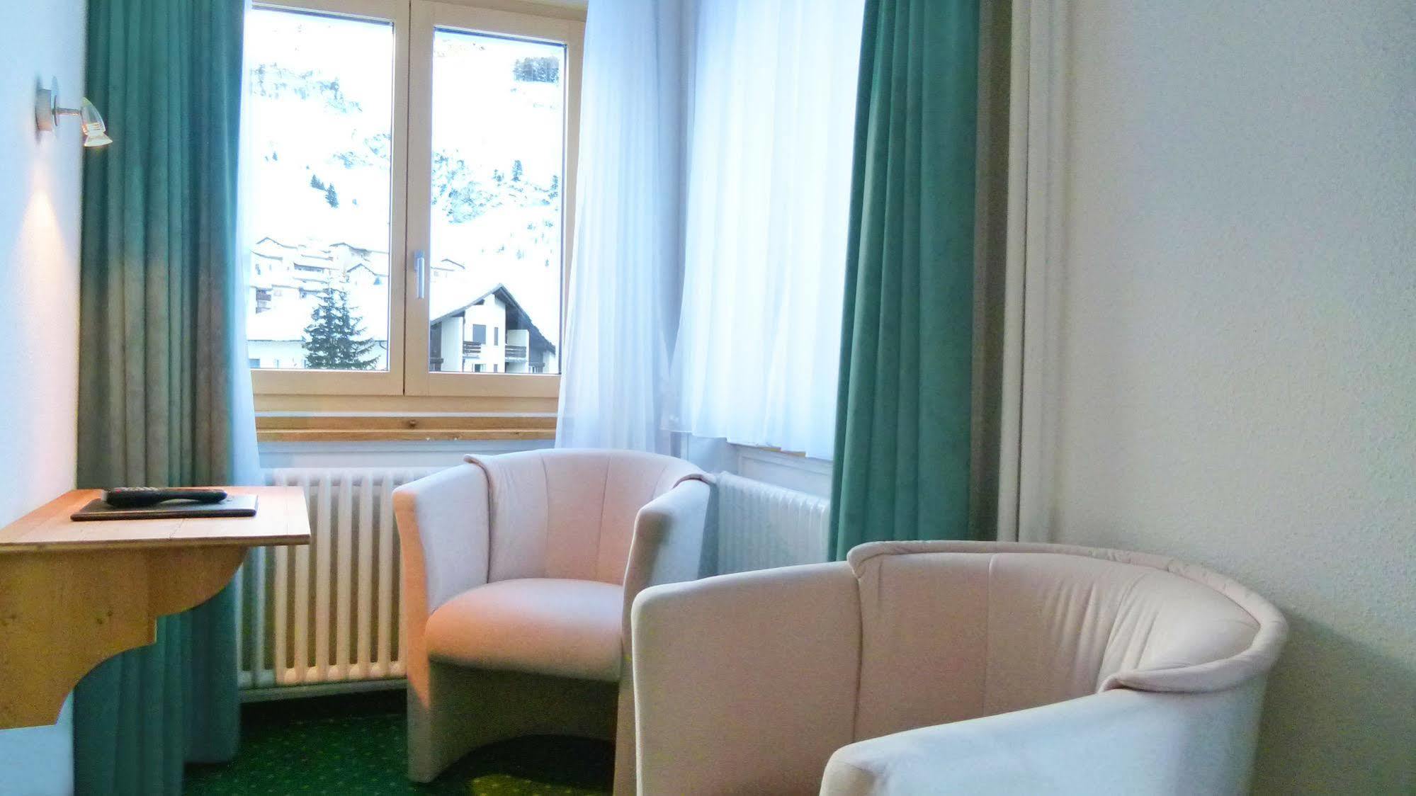 Hotel Grischuna 비비오 외부 사진